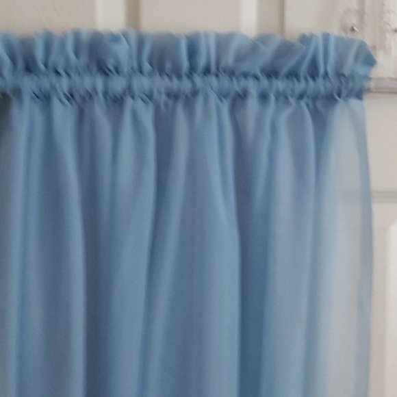 CURTAINS – ELEGANT ROD POCKET BLUE SHEERS -  85 x 60 - $30 - Picture 1 of 4